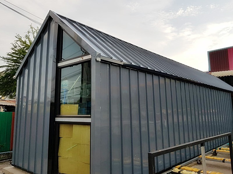 มากระโทกหลังคาเหล็ก